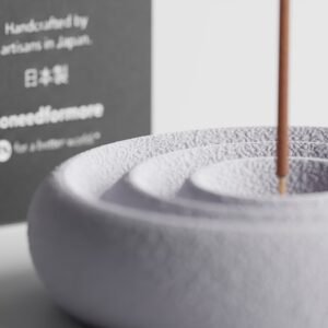وعاء البخور أوندا من الأعلى بتصميم مستوحى من تموجات الماء